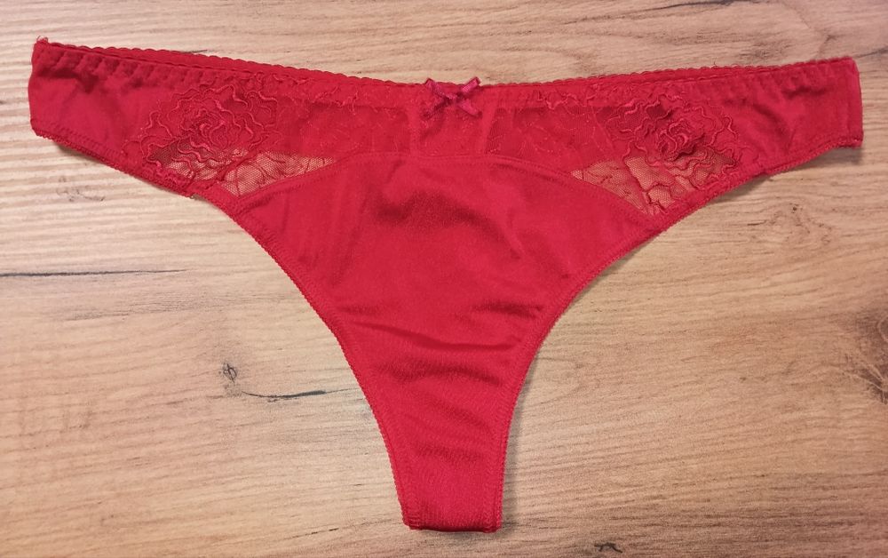 Majtki, stringi. Nowe