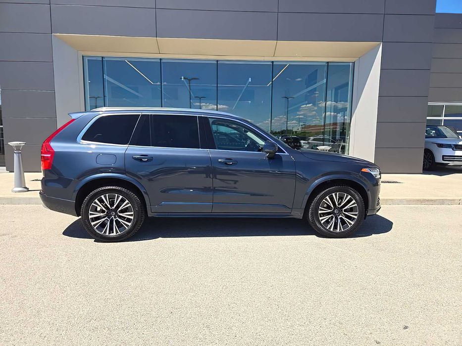 Volvo XC90 T5 Momentum      2022