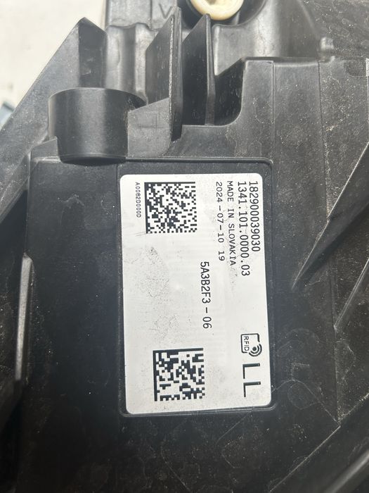 Farol esquerdo bmw i4 LCI