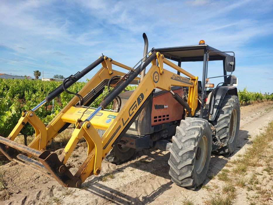 Vendo trator Valtra 6200
