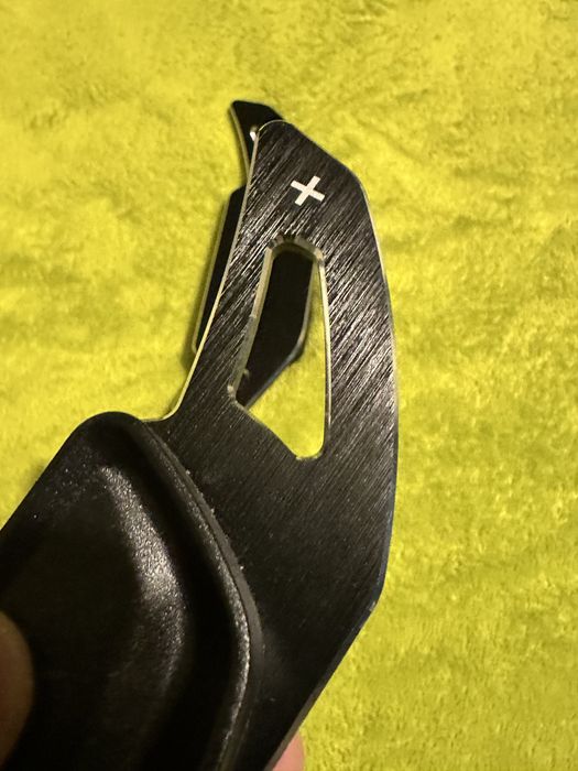 Peça Volante Patilhas Desportivas