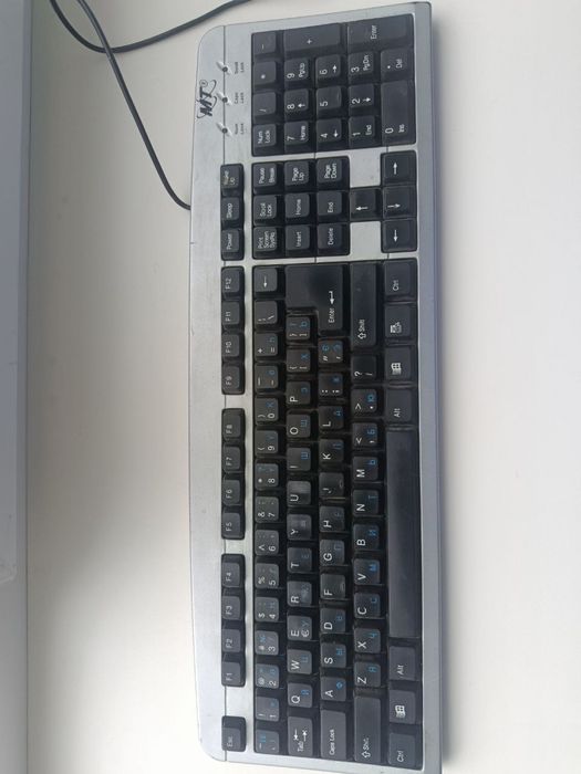 Продам клавіатуру та мишку для компʼютера