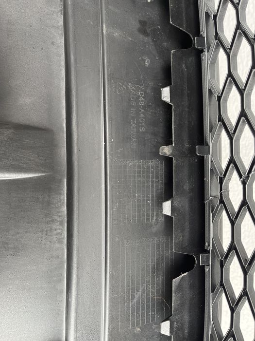 Dokładka zderzaka Audi A4 B6/B7 + kratki plastry miodu