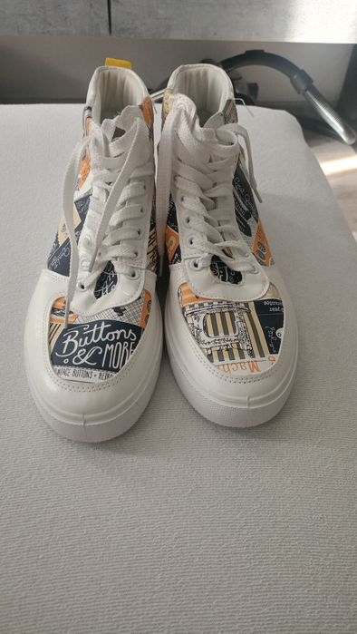 Buty młodzieżowe