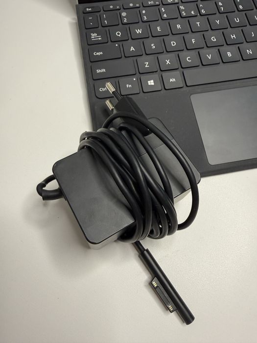 Microsoft Surface Go 2 - 4 GB * do negocjacji*