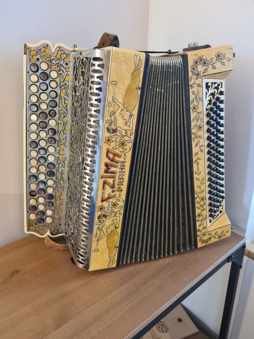 Аккордеон. Баян. Винтажный