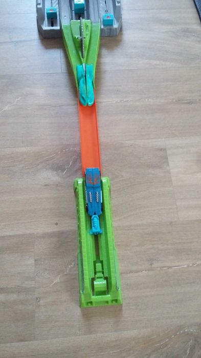 tor hot wheels magnesiaki