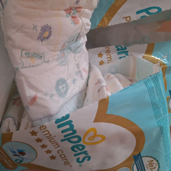 Pampers premium care 4