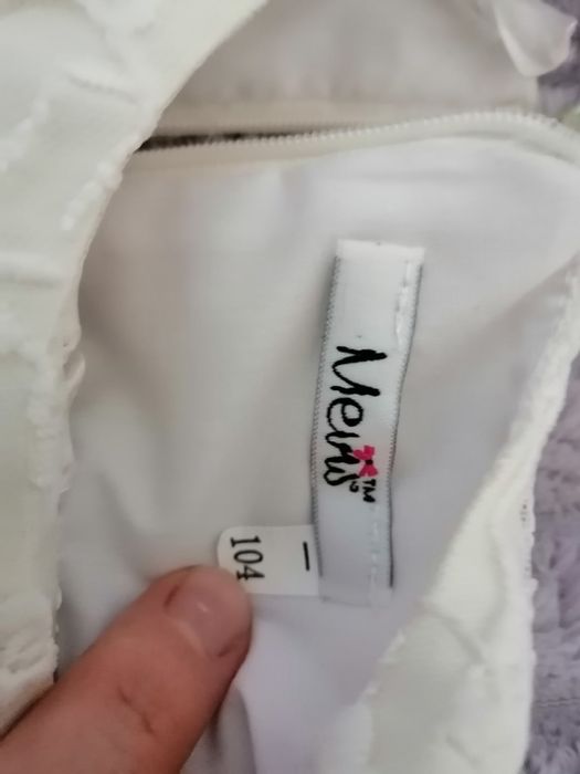 Продам  детское платье.