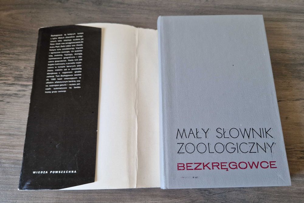 Mały słownik zoologiczny Bezkręgowce stan bdb