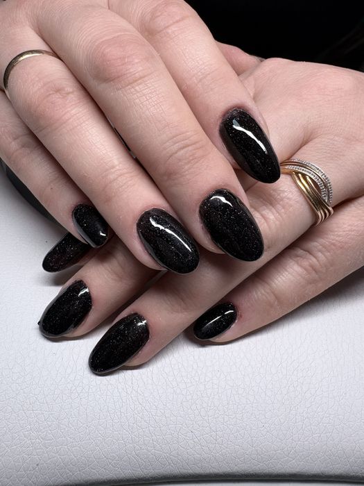 Запрошую на манікюр