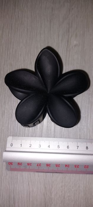 Klamerka kwiat do włosów 8 cm czarna