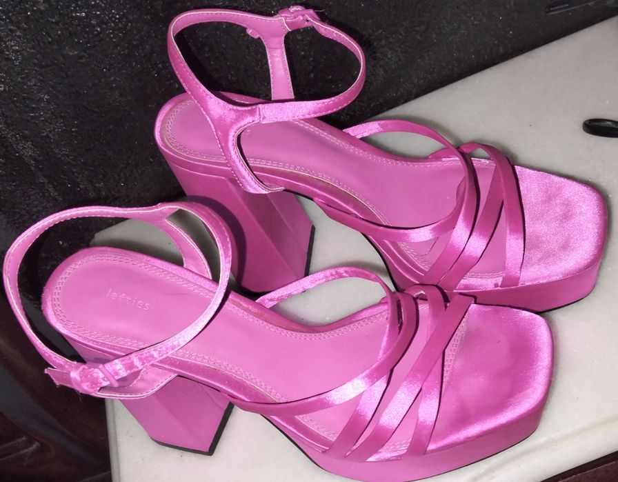 sapatos usado uma vez