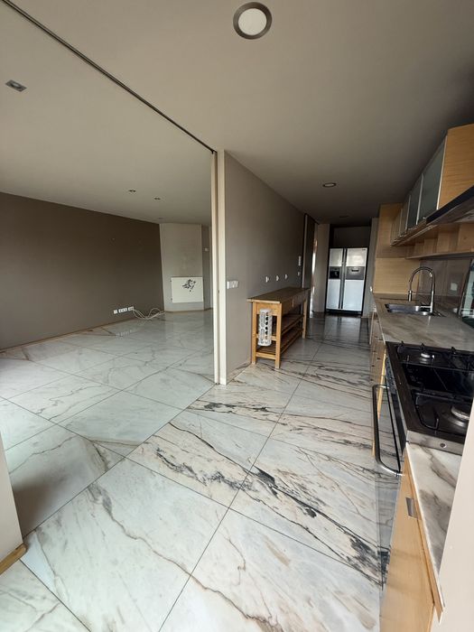Apartamento T4 3 wc , 1 suite