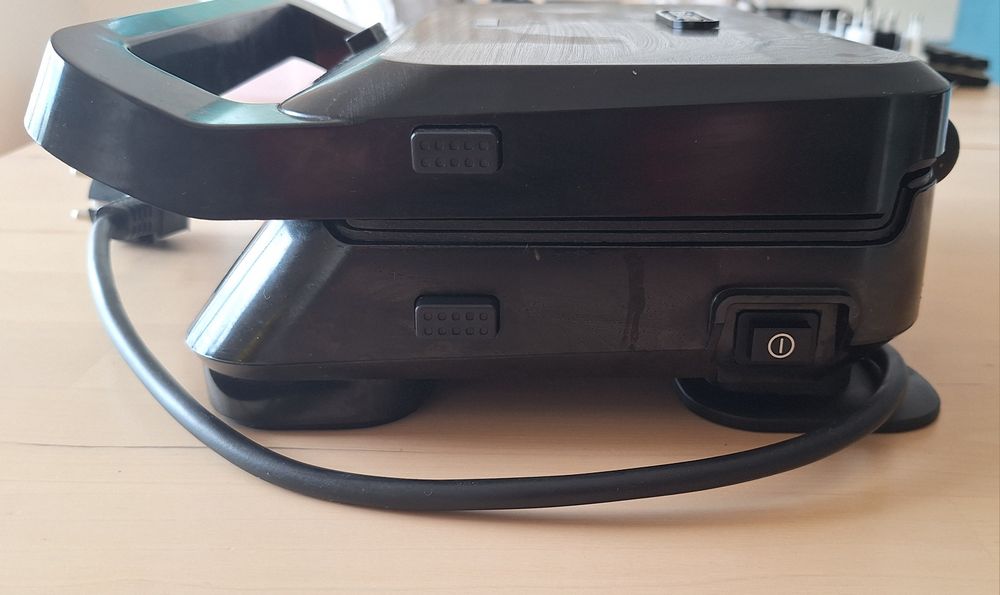 Tostadeira Delonghi multigrill easy