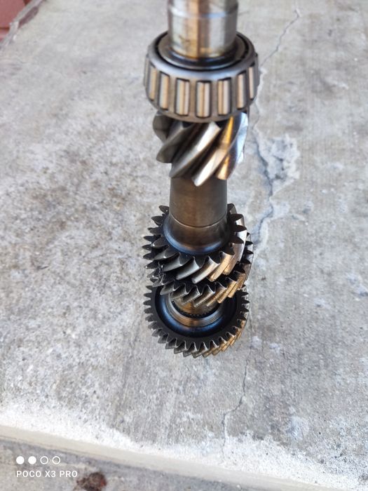 Первинний вал МКПП 02А пассат б3, б4, гольф 3, т4 і т.д.