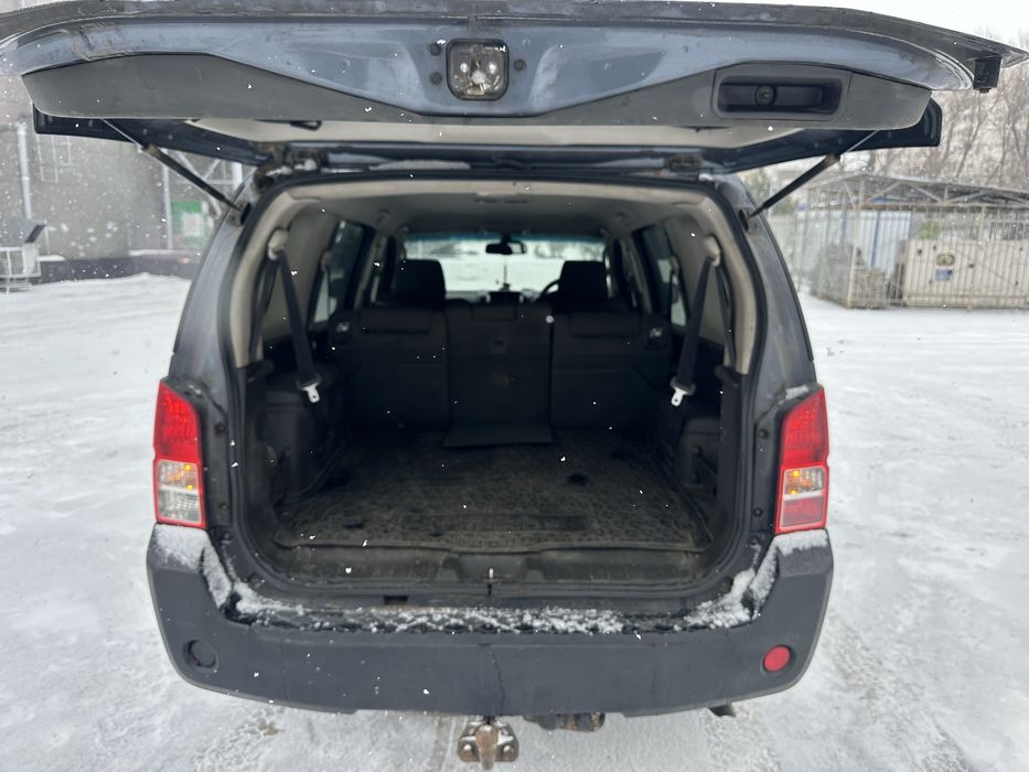 NISSAN Pathfider Sport