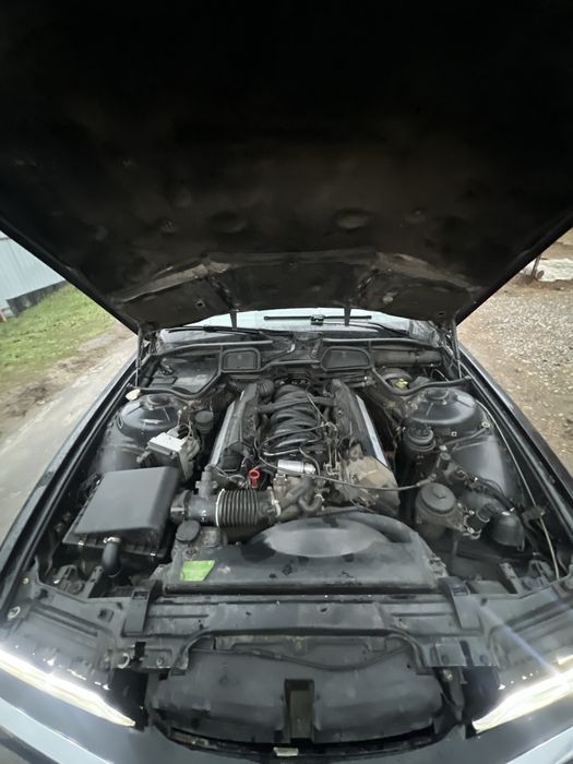 Продам BMW E38 M60B30 Переоформление: 2 900 $ - BMW Нерубайське на Olx