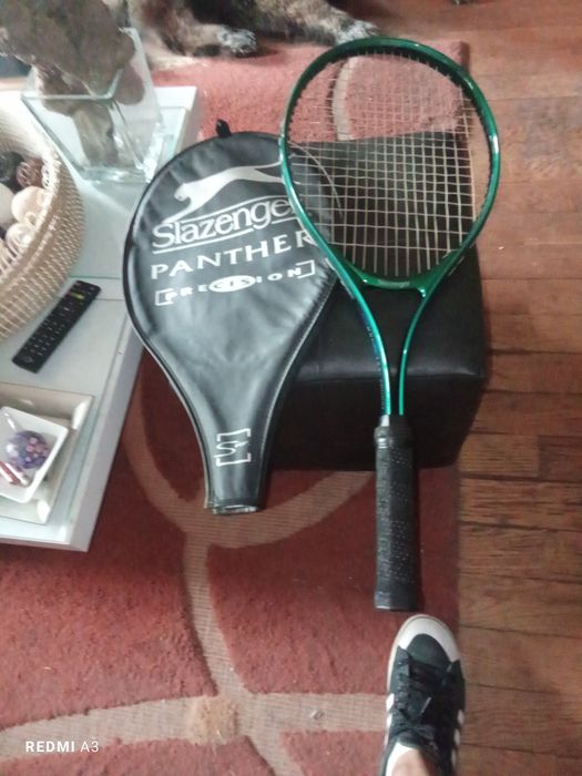 Raquete tênis em excelente estado