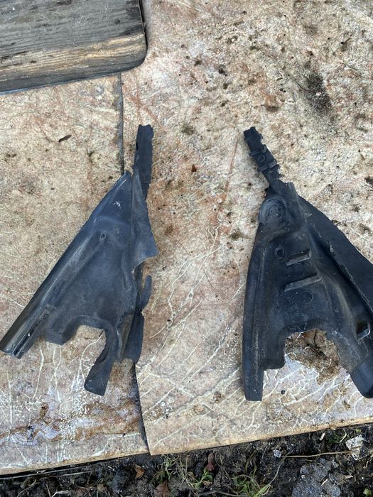 Уплотнителя угла капота е39