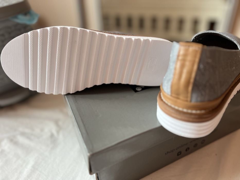 Półbuty szare venezia rozm.36 z metką