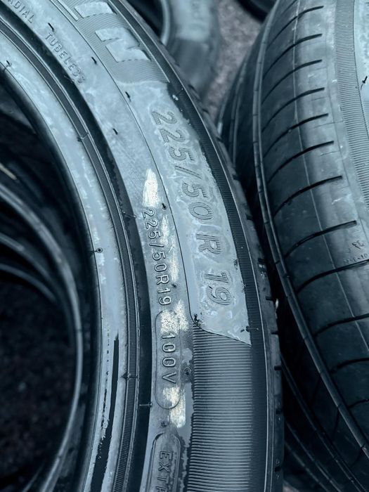 225 50 19 Michelin EPrimacy 2024 90%