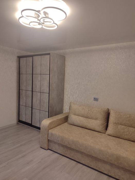 Продам 1 кімнатну квартиру в місті Сміла.