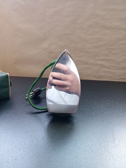 Праска дорожня, утюг дорожный