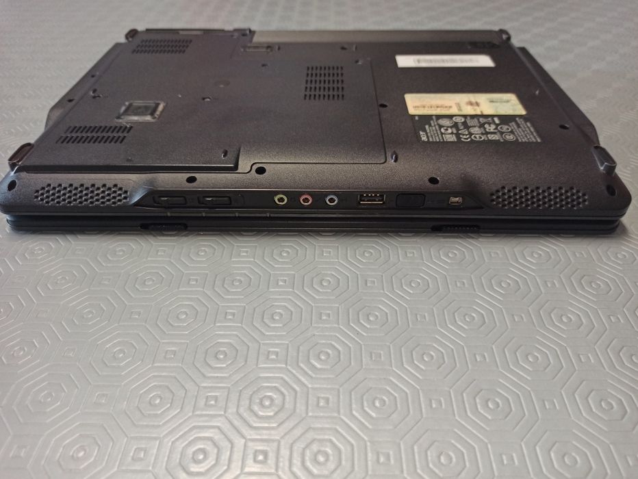 Portátil Acer MS2204