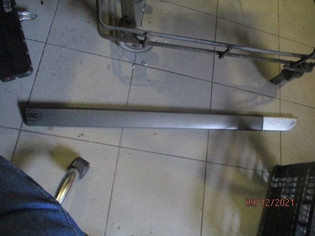 Friso da porta frente direita RENAULT Megane I Classic (LA0/1_)