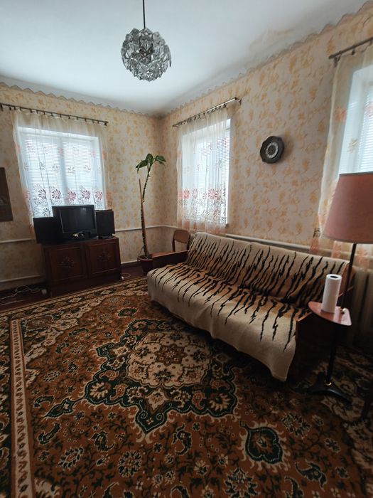 Продам будинок з усіма комунікаціями