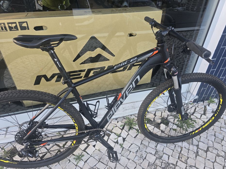 Btt 29 L 11x1v semi nova