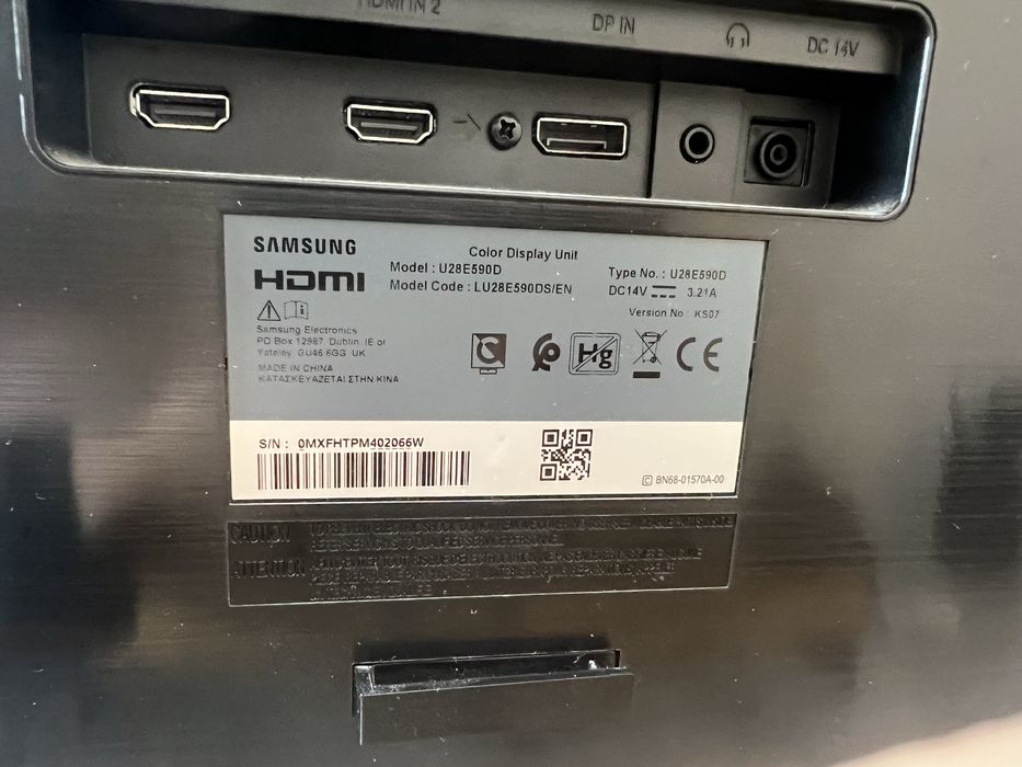 Monitor Samsung 28” 4k