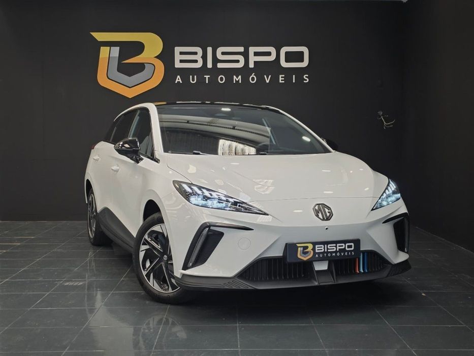 MG MG4 64 kWh Luxury