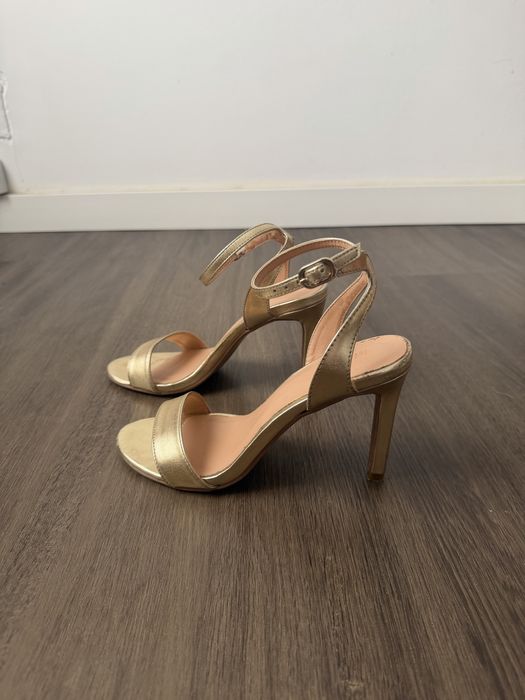 Sandalias Douradas N37