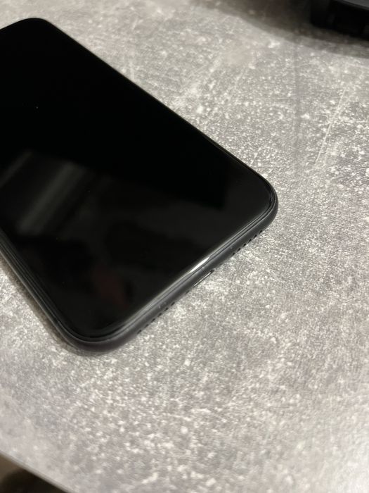iPhone 11 black NEVERLOCK на 128гб  (ТЕРМІНОВО!)