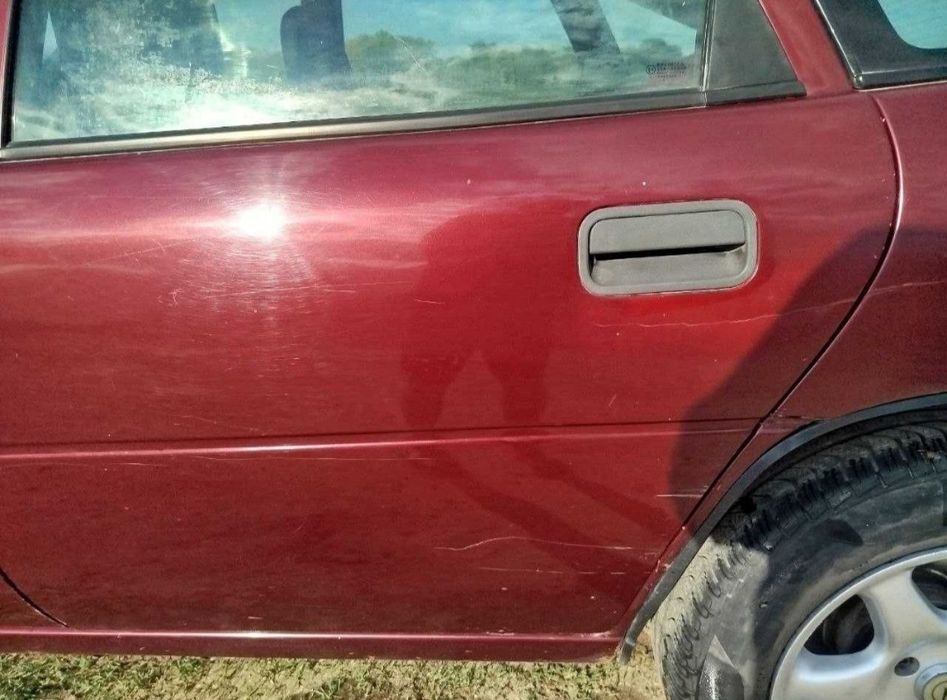 Продам Опель Вектра А, в боевом ходу за 62000 торг