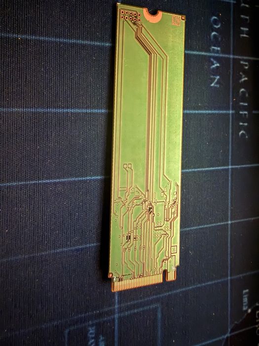 SSD SK Hynix 1TB NVMe M.2 в гарному стані 1 ТБ