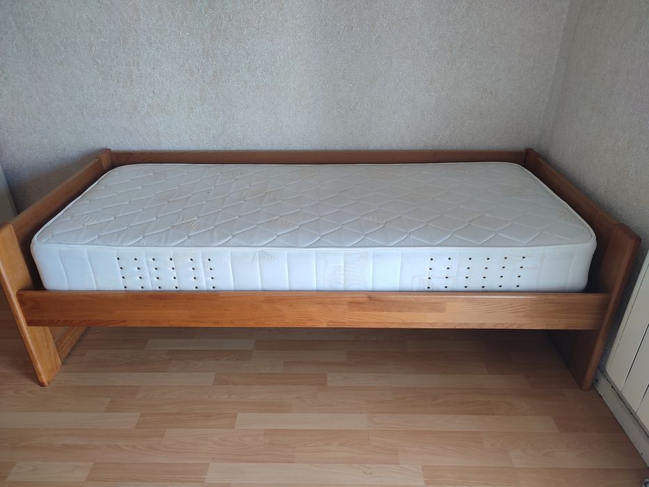 Cama com colchão