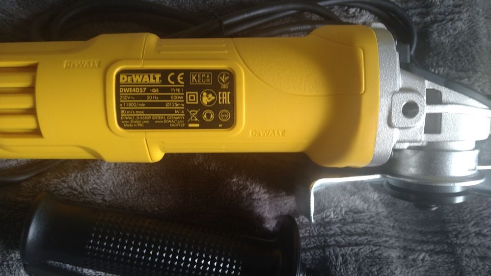 Болгарка Dewalt DWE 4057