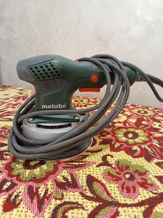 Продам шліфувальну машинку Metabo 250 mm