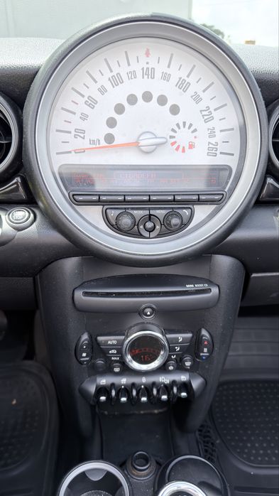 Mini  cabrio  r56 1.6diesel