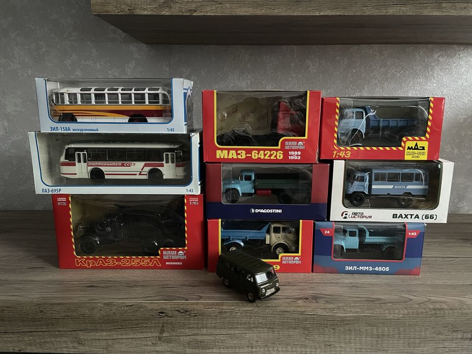 Моделі вантажівок 1.43