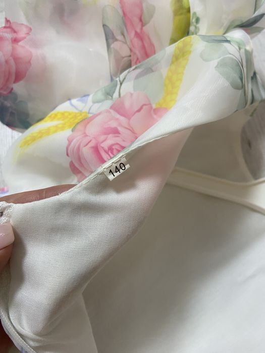 Платье на девочку