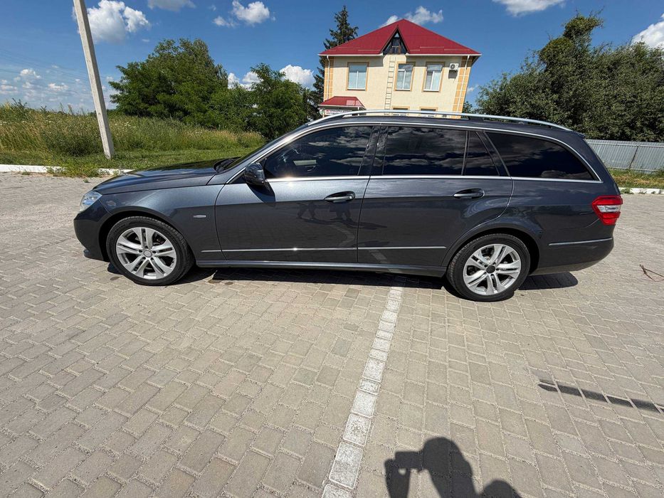 Mercedes-Benz E-Class 212