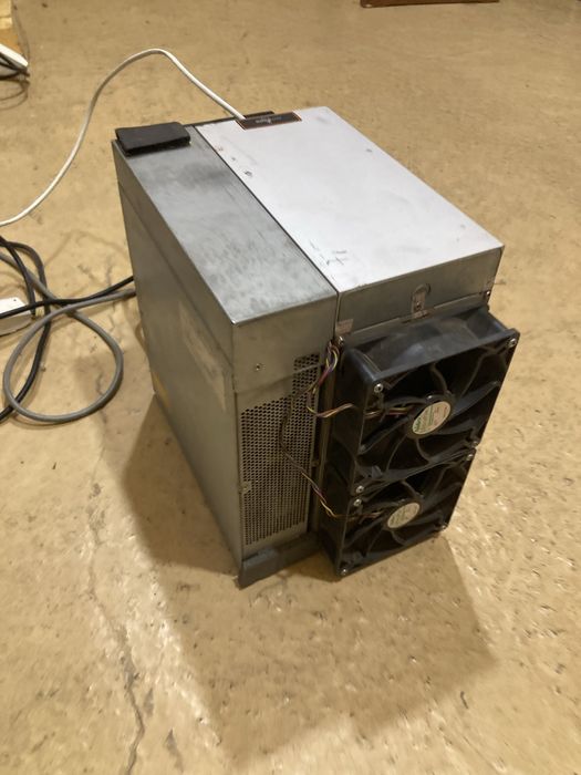 Аsic-майнер Bitmain Antminer T19 95 Th/s