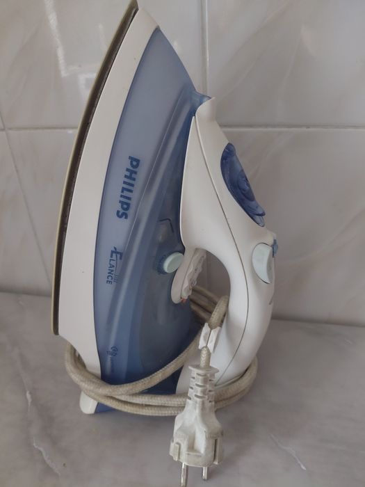 Праска Philips Elance 3100