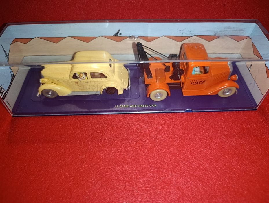 Miniatura Tintin  Reboque e Carro Acidentado