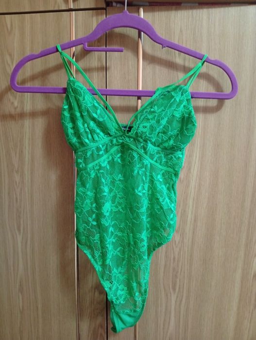 Body koronkowe zielone Bershka s