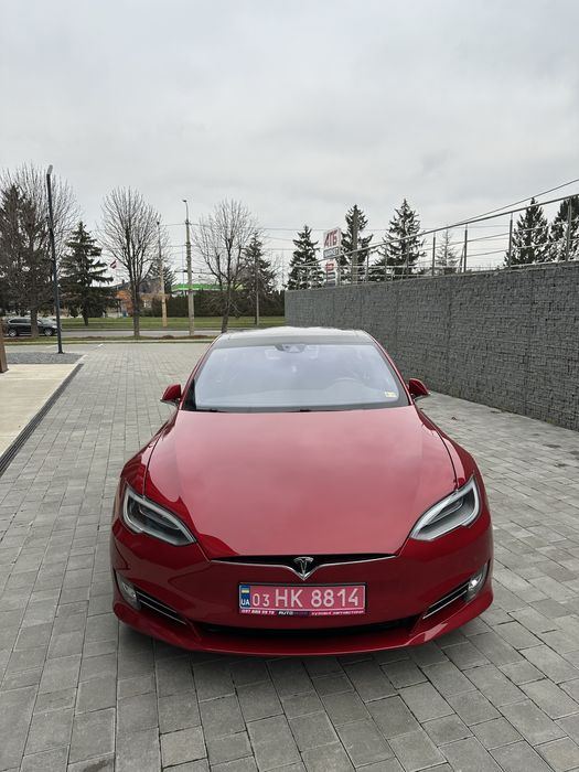 Tesla model S 2016 р